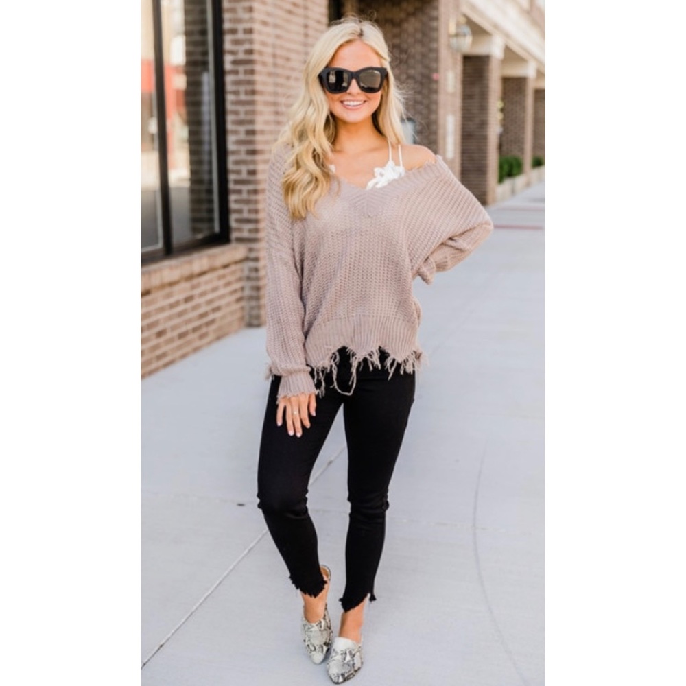 pink lily taupe distressed sweater - Picture 4 of 8